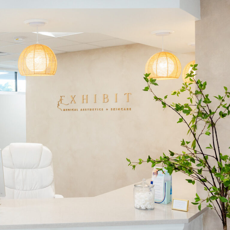 Exhibit Reception desk